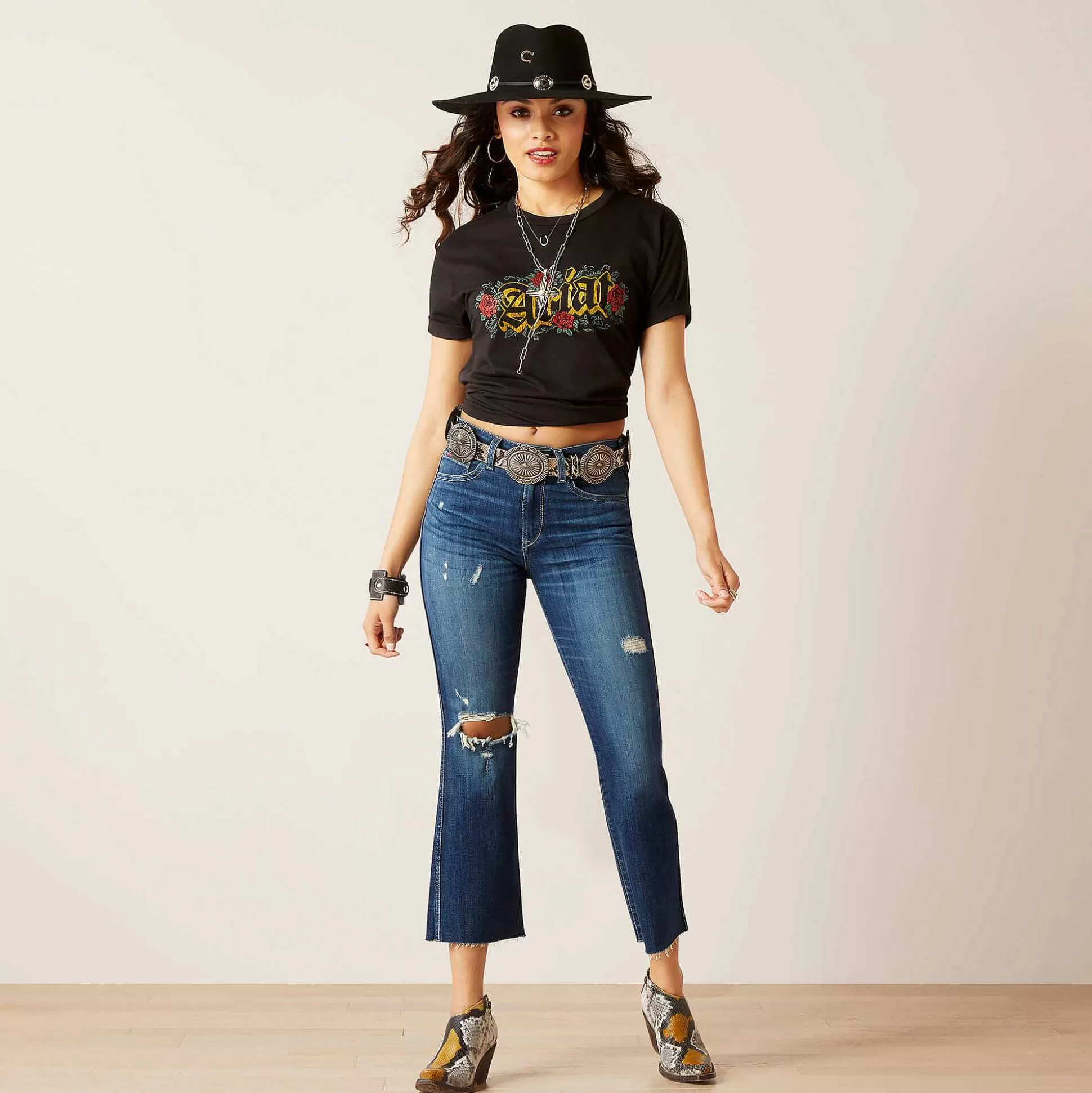 ariat T-Shirts & Tops* Gothic Florals T-Shirt