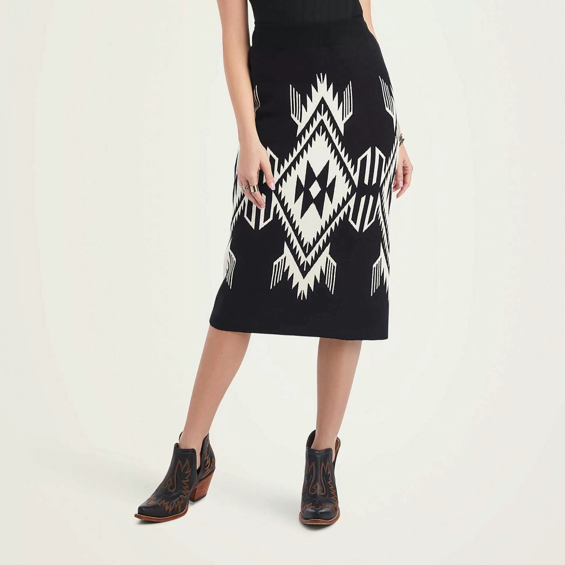 ariat Dresses & Skirts*Chimayo Sweater Skirt