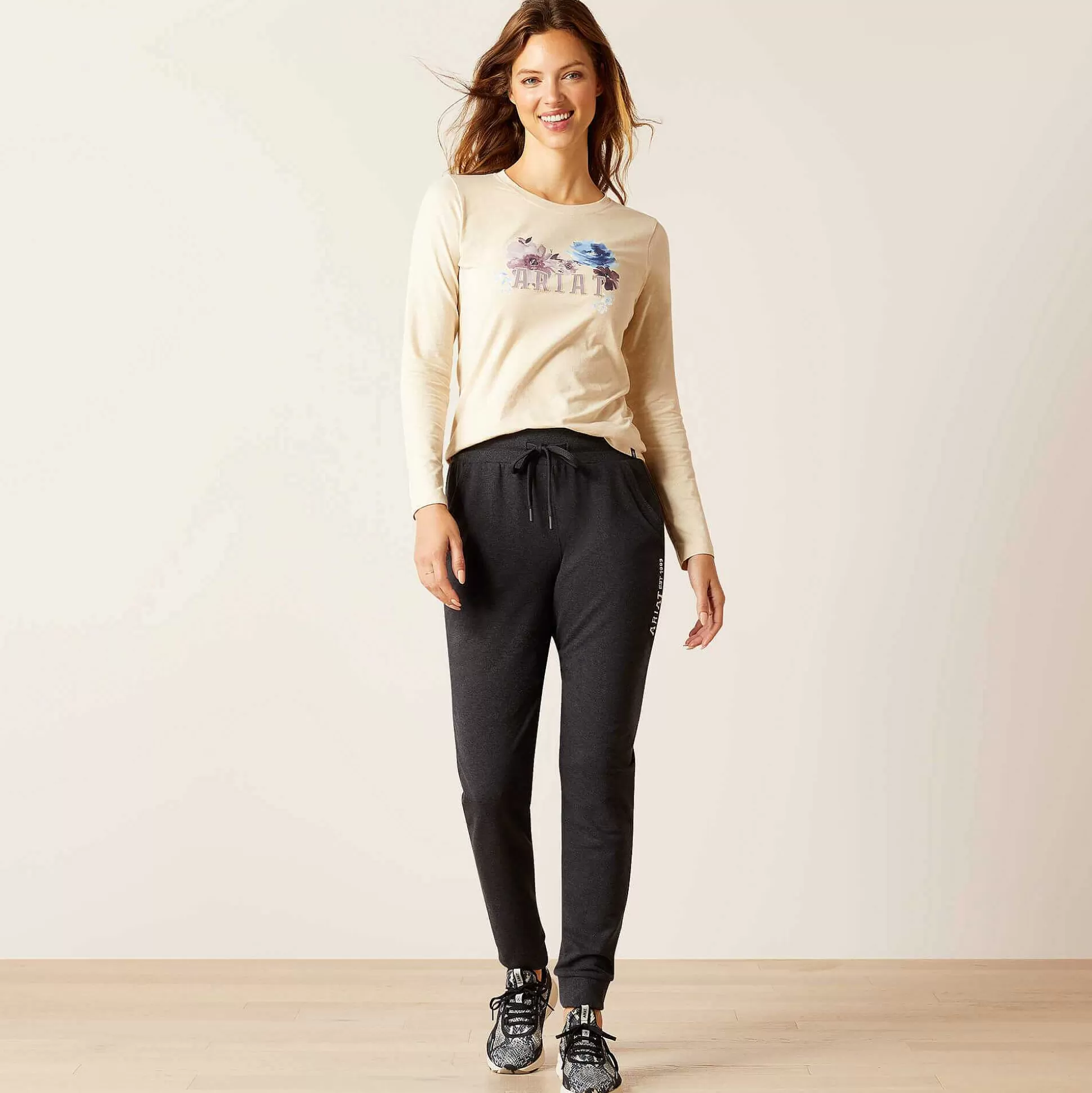ariat T-Shirts & Tops*Peonies T-Shirt