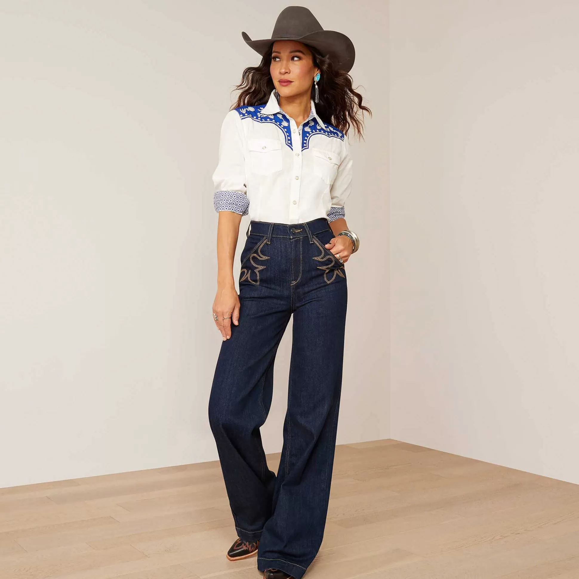 ariat T-Shirts & Tops*Sendero Senorita Shirt