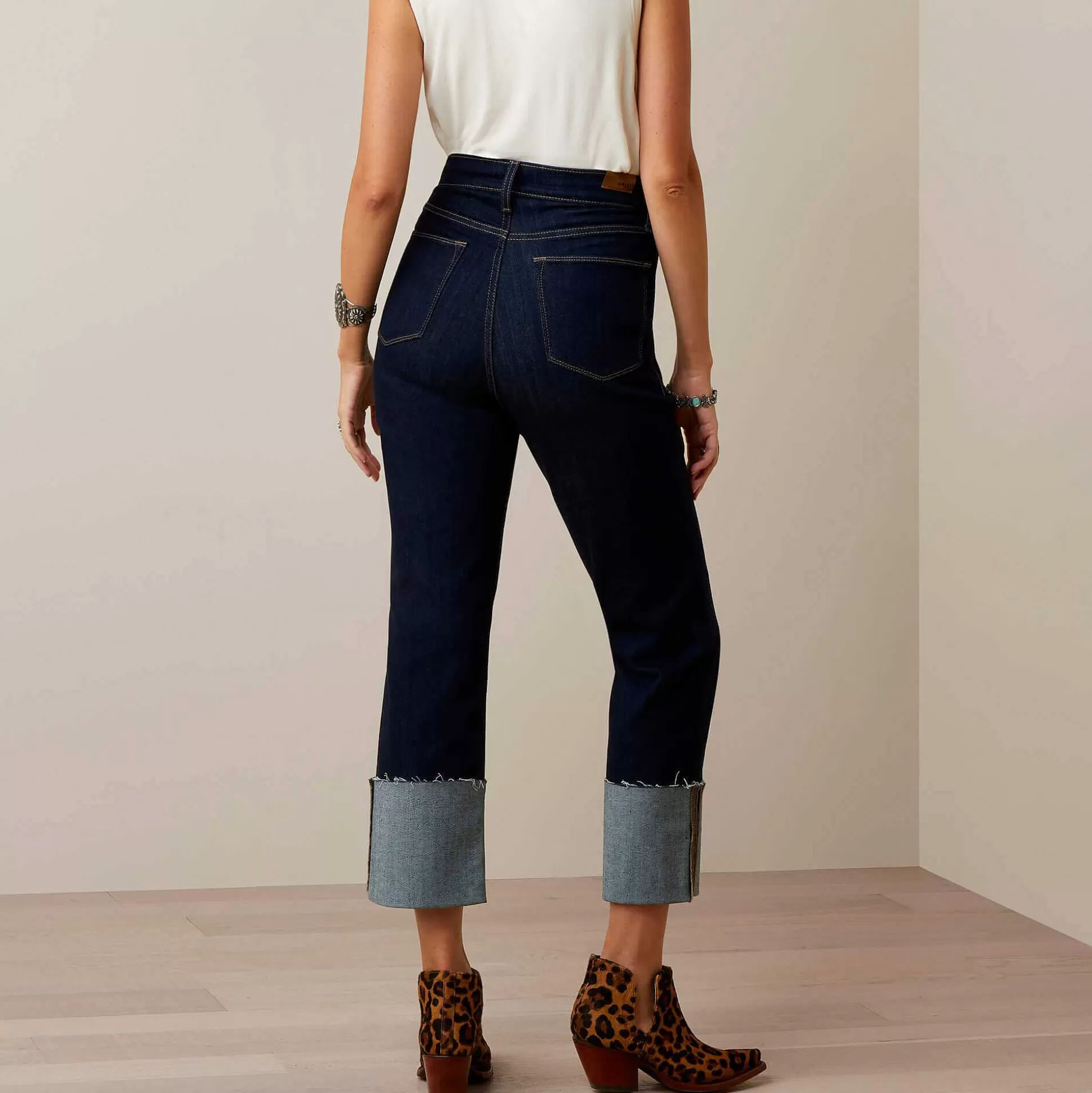 ariat Denim*Ultra High Rise Jazmine Straight Crop Jean
