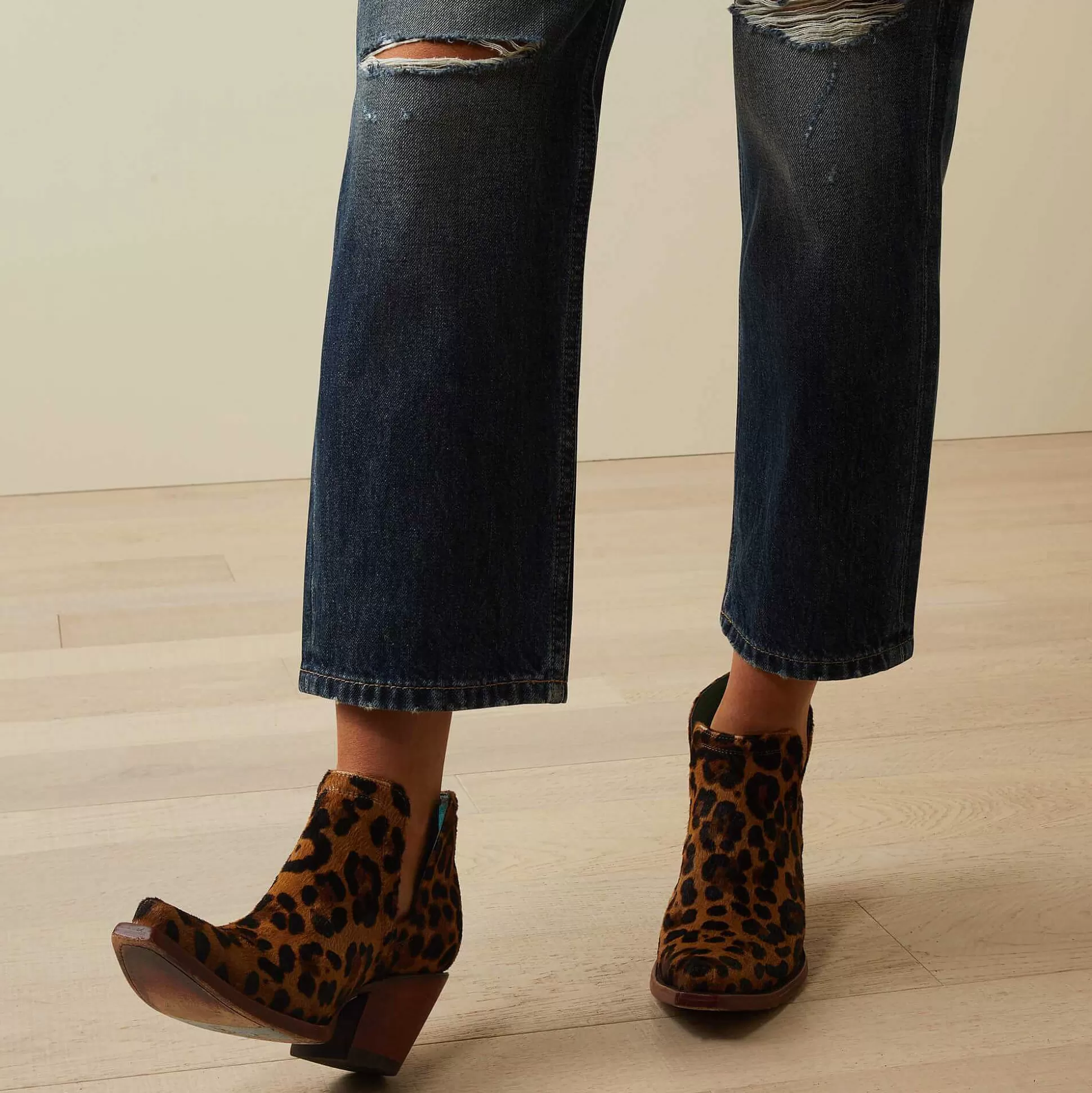 ariat Denim*Ultra High Rise Tomboy Straight Jean
